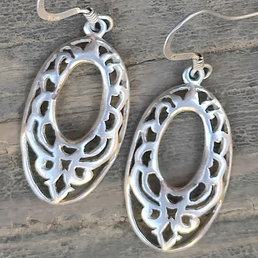 Vintage Sterling Silver Earrings - Picture 3 of 4